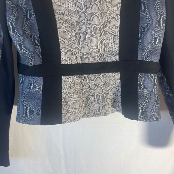BCBGMaxAzria Edward Black/Blue/White Snake Print Zip Front Blazer Sz M - Picture 7 of 11